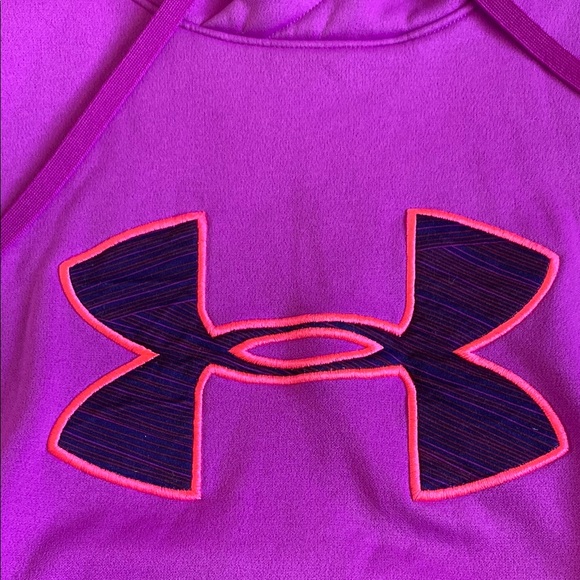 💛 Under Armour Magenta Hoodie - Picture 2 of 3